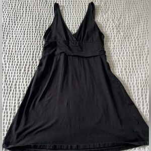 Large Patagonia black dress